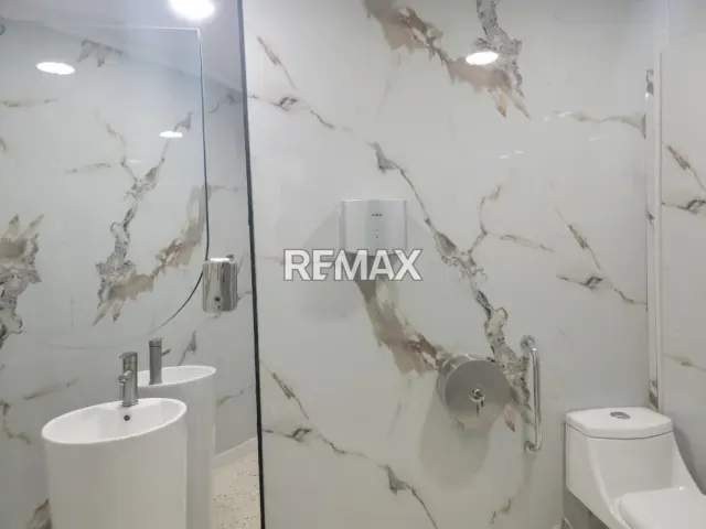 Local Comercial en San Roman - Caracas en Las Mercedes - 7