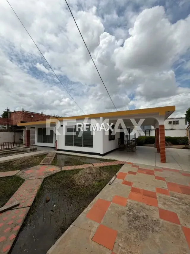Casa en venta Urbanización La floresta zona oeste - 3