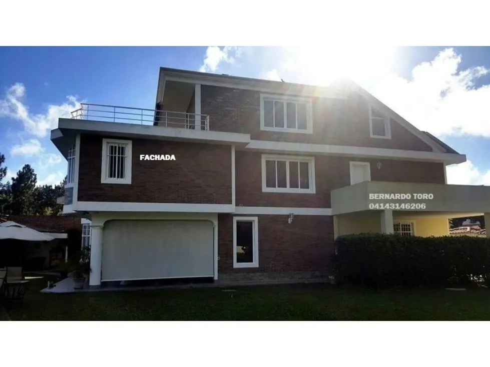 Venta Casa Lomas de La Lagunita 740m2 - 28
