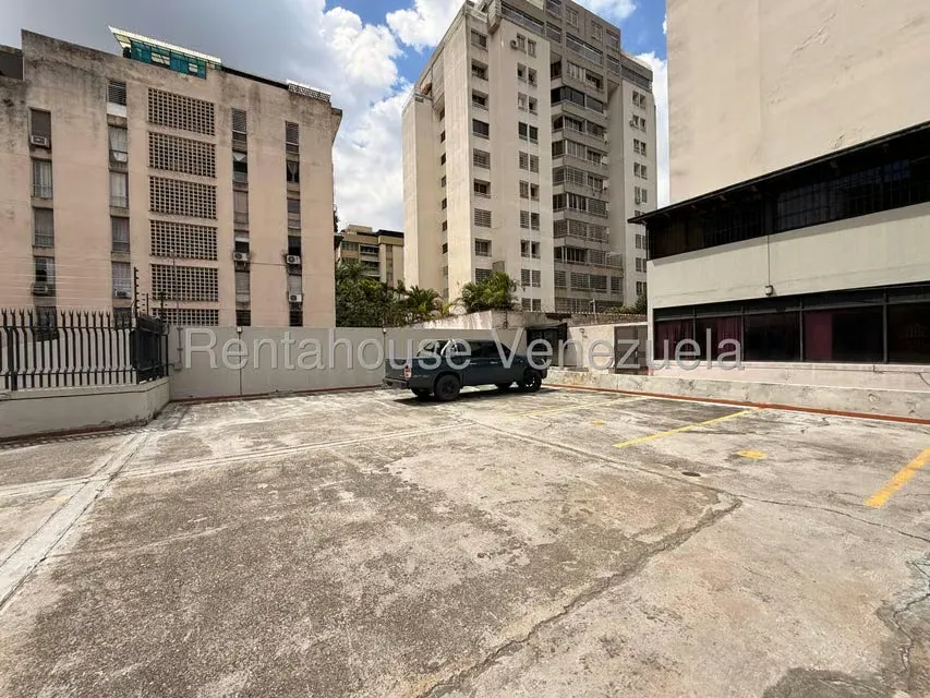 Apartamento (1 Nivel) en Venta en La Campiña, Distrito Metropolitano - 33