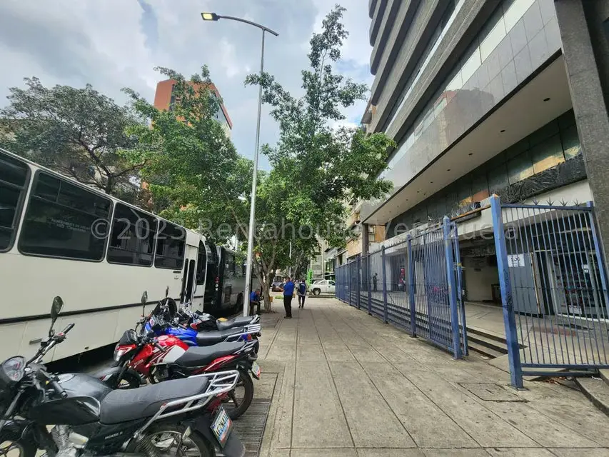 Local Comercial en Venta en Bello Monte, Distrito Metropolitano - 19