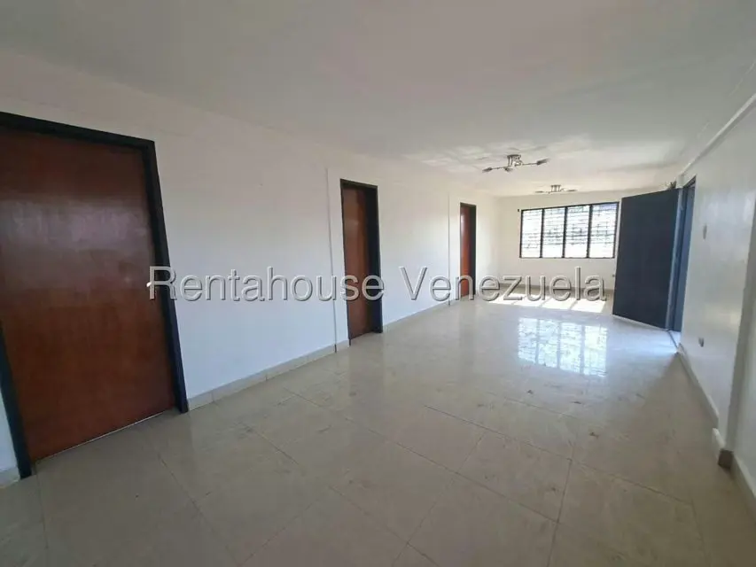 Local Comercial en Alquiler en Centro, Lara - 3