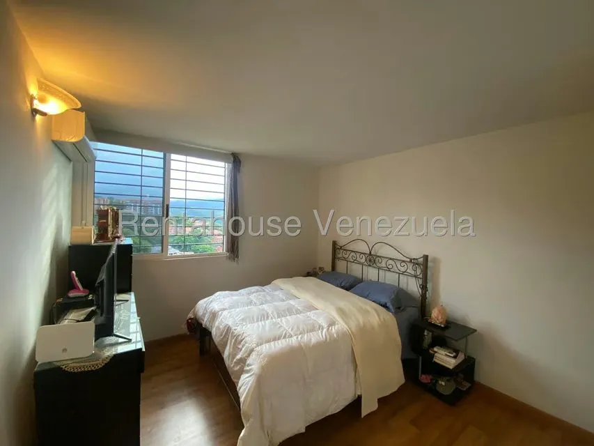 Apartamento (1 Nivel) en Venta en Colinas de La Tahona, Distrito Metropolitano - 18