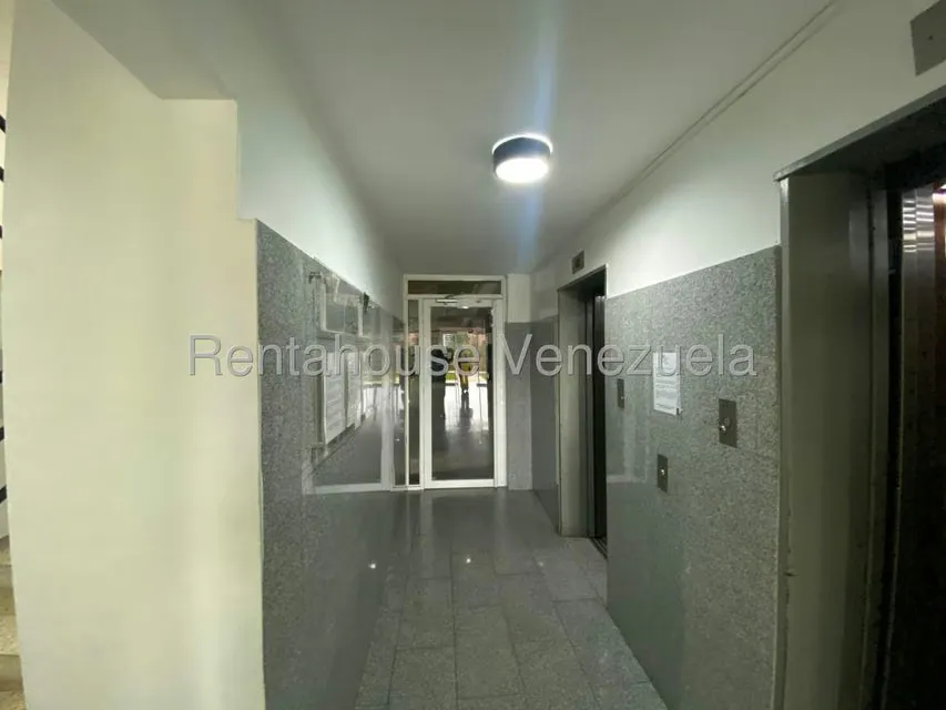 Apartamento (1 Nivel) en Venta en Colinas de La Tahona, Distrito Metropolitano - 22
