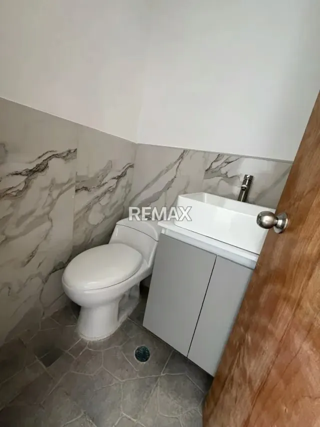 Local Comercial de 13 mts en Alquiler Urbanizacion los Pinos 2-Cabudare - 5