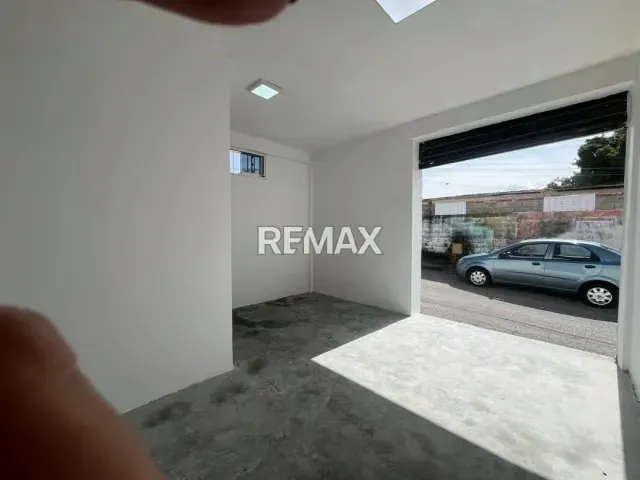 Local Comercial de 13 mts en Alquiler Urbanizacion los Pinos 2-Cabudare - 9