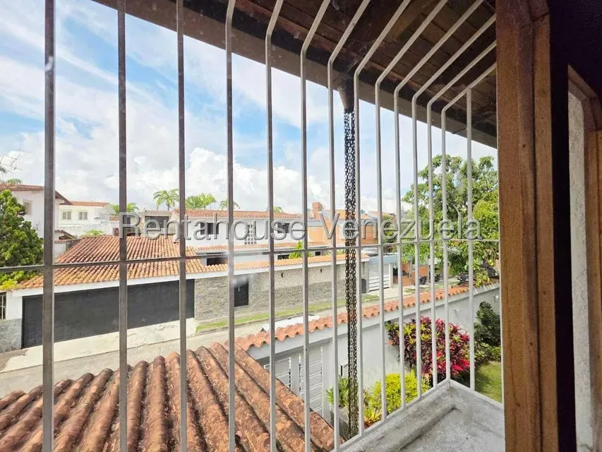 Casa (Duplex) en Venta en Lomas de La Lagunita, Distrito Metropolitano - 22