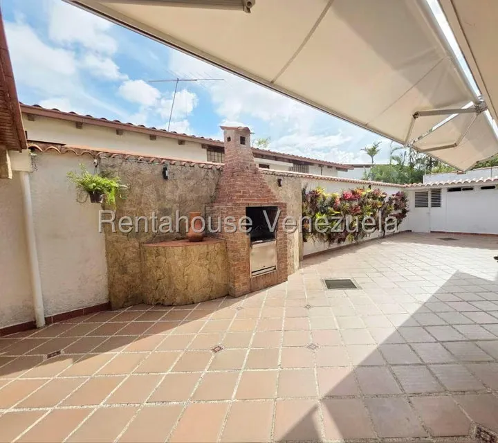 Casa (Duplex) en Venta en Lomas de La Lagunita, Distrito Metropolitano - 23
