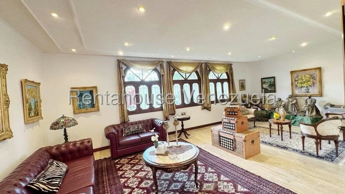 Casa (Duplex) en Venta en Lomas de La Lagunita, Distrito Metropolitano - 10