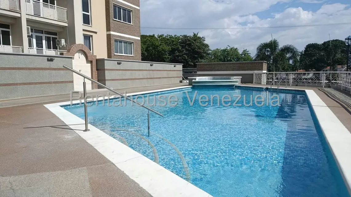 Apartamento (1 Nivel) en Venta en Trigal Norte, Carabobo - 34