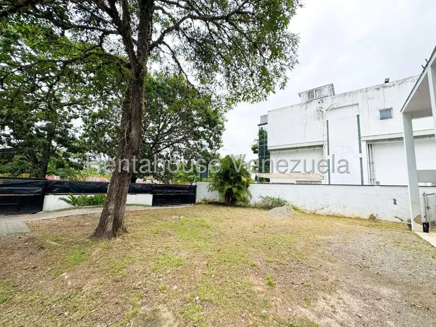Casa (Duplex) en Venta en Chuao, Distrito Metropolitano - 5
