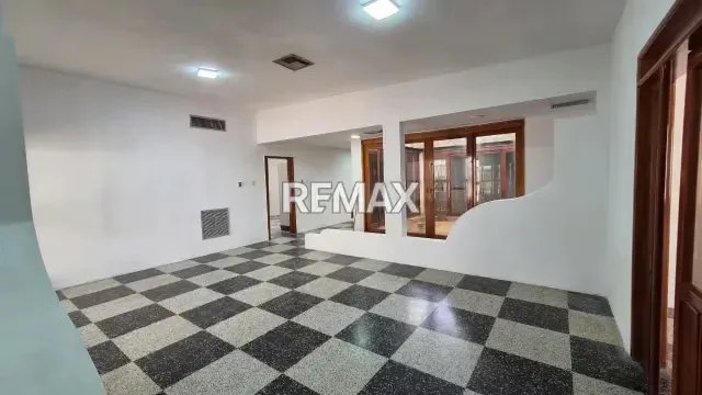 Casa comercial en la Estrella - 3