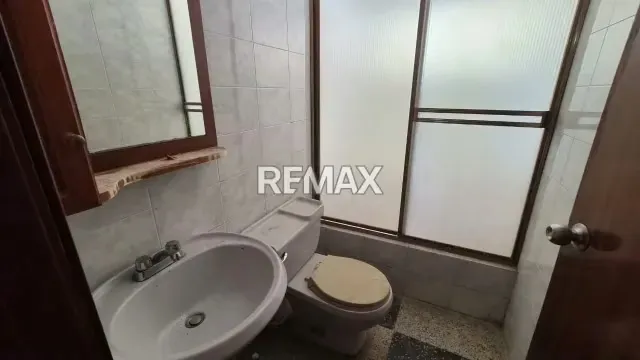 Casa comercial en la Estrella - 10