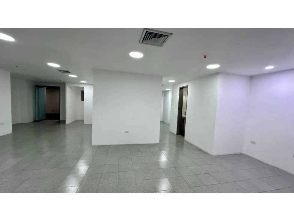 Alquilo oficina 106m2 Torre Xpress Macaracuay 3227 - 20