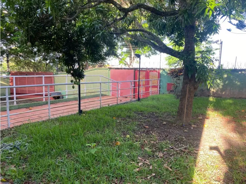 Se vende casa 520m2 Colinas de Bello Monte 0051 - 2