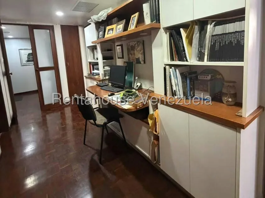 Apartamento (1 Nivel) en Venta en La Castellana, Distrito Metropolitano - 12