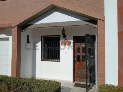 TOWNHOUSE EN COLINAS DEL PARAÍSO - 3