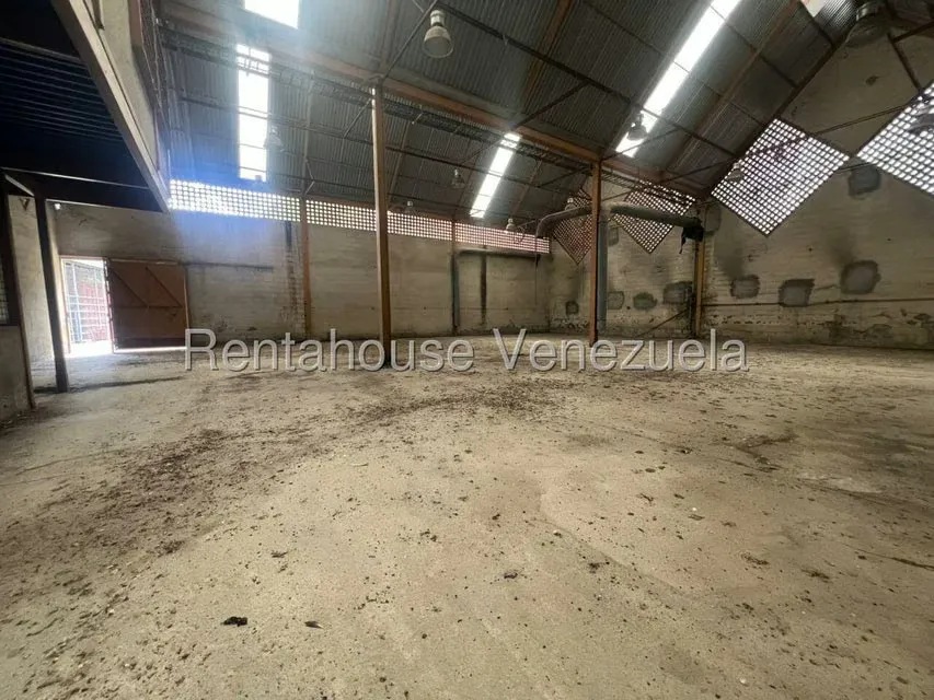 Galpon - Deposito en Alquiler en Hacienda Caucaguita, Miranda - 13