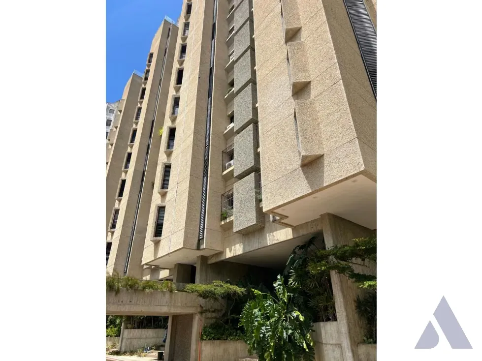 Vendo/alquilo apartamento 205m2 Los Naranjos 0925