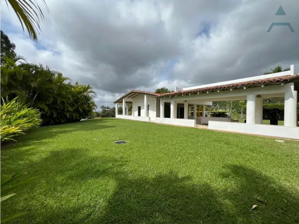 Se vende casa 830m² 4h+2s/5b+s/12p La Lagunita - 3