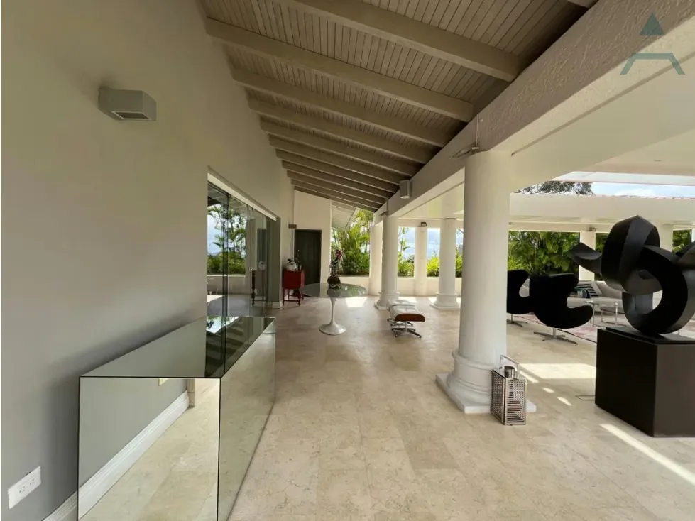 Se vende casa 830m² 4h+2s/5b+s/12p La Lagunita - 7