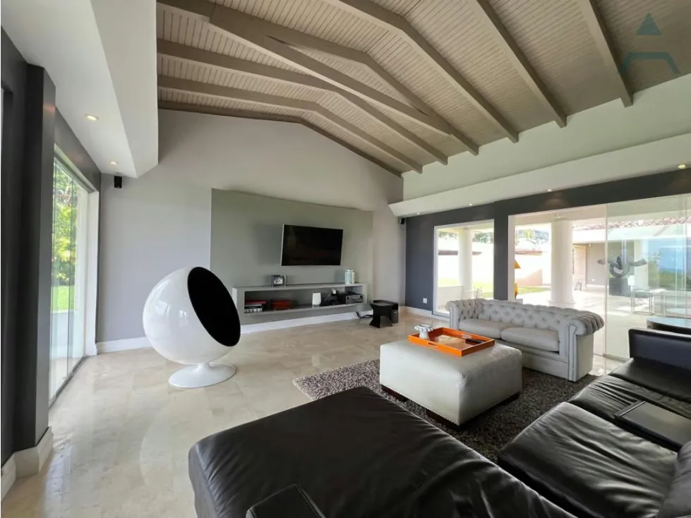 Se vende casa 830m² 4h+2s/5b+s/12p La Lagunita - 8