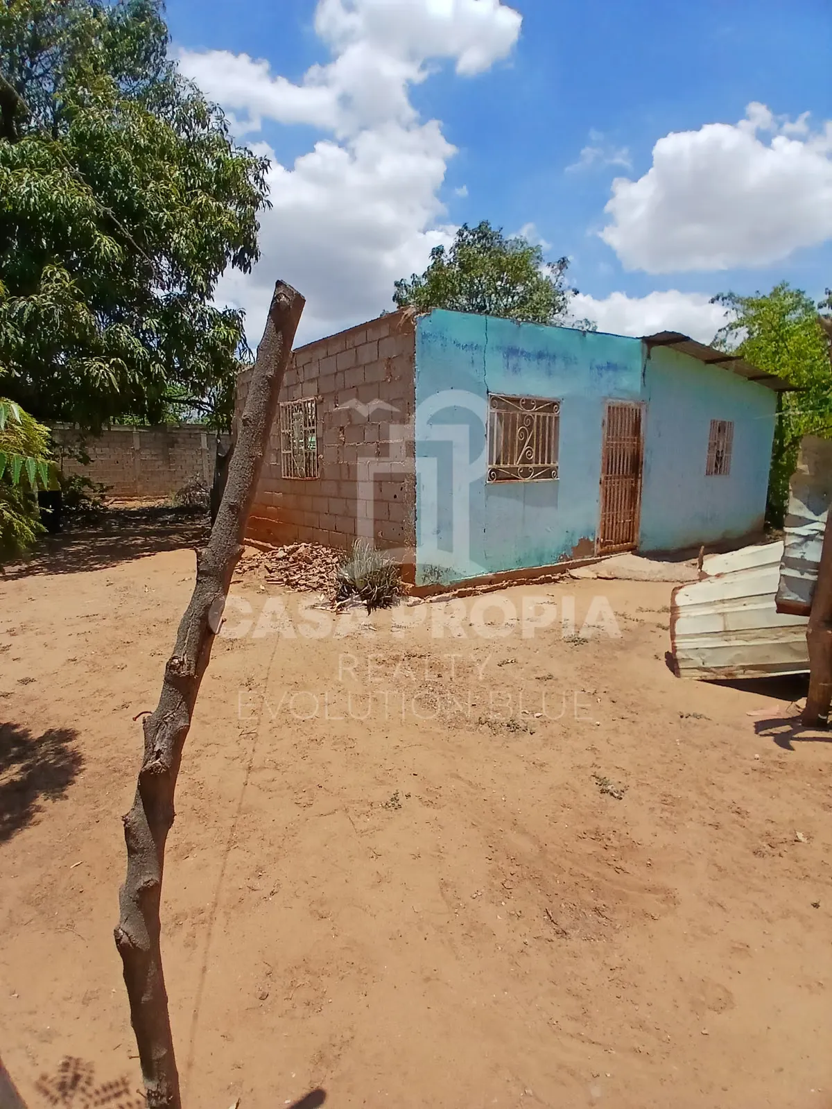 En Venta 2 Parcelas de Terreno con Construcción para demoler en Parcelamiento Buen Vivir I