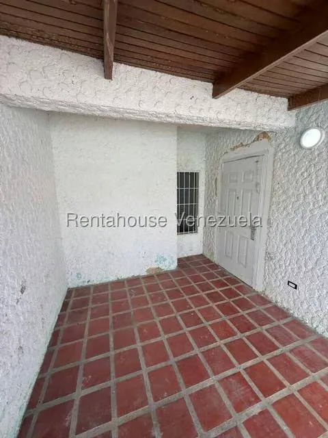 Casa (1 Nivel) en Venta en Mata Linda, Miranda - 12