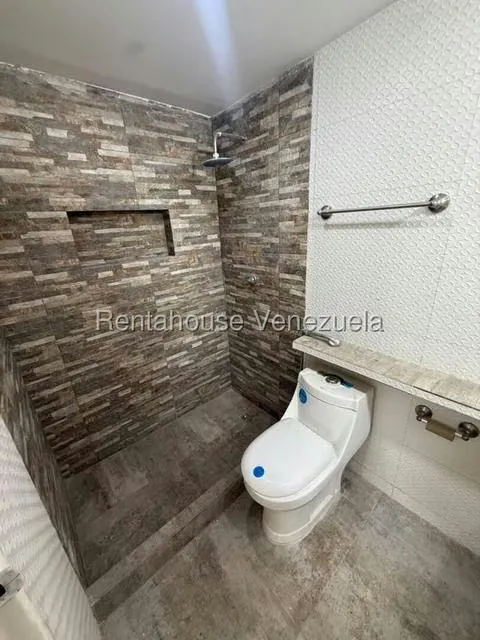 Casa (1 Nivel) en Venta en Mata Linda, Miranda - 6