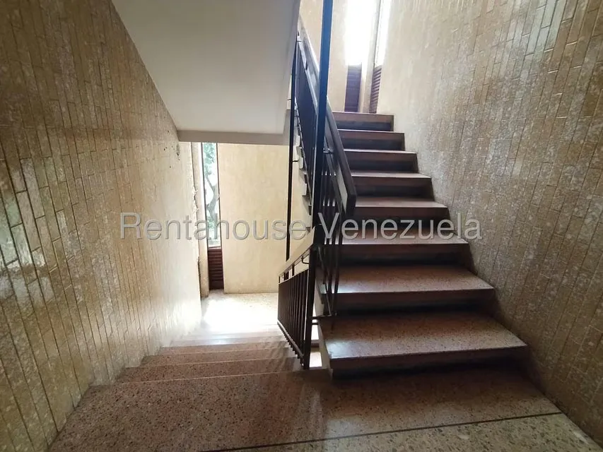 Apartamento (1 Nivel) en Venta en Trigal Centro, Carabobo - 5