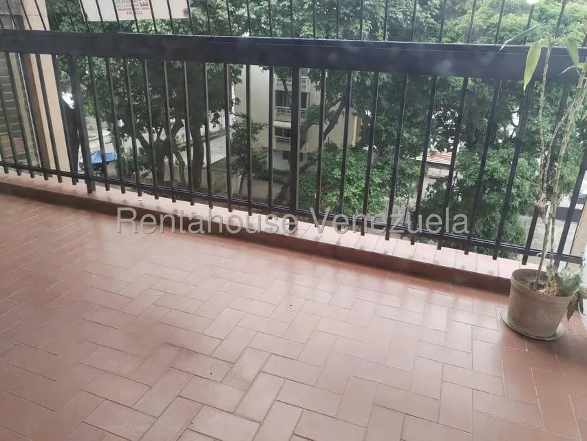 Apartamento (1 Nivel) en Venta en Trigal Centro, Carabobo - 9