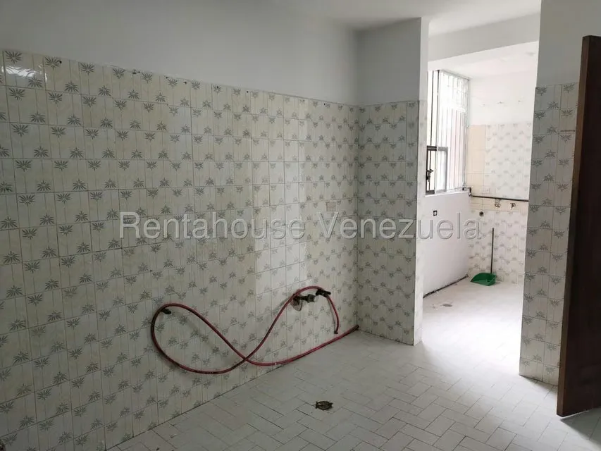 Apartamento (1 Nivel) en Venta en Trigal Centro, Carabobo - 10