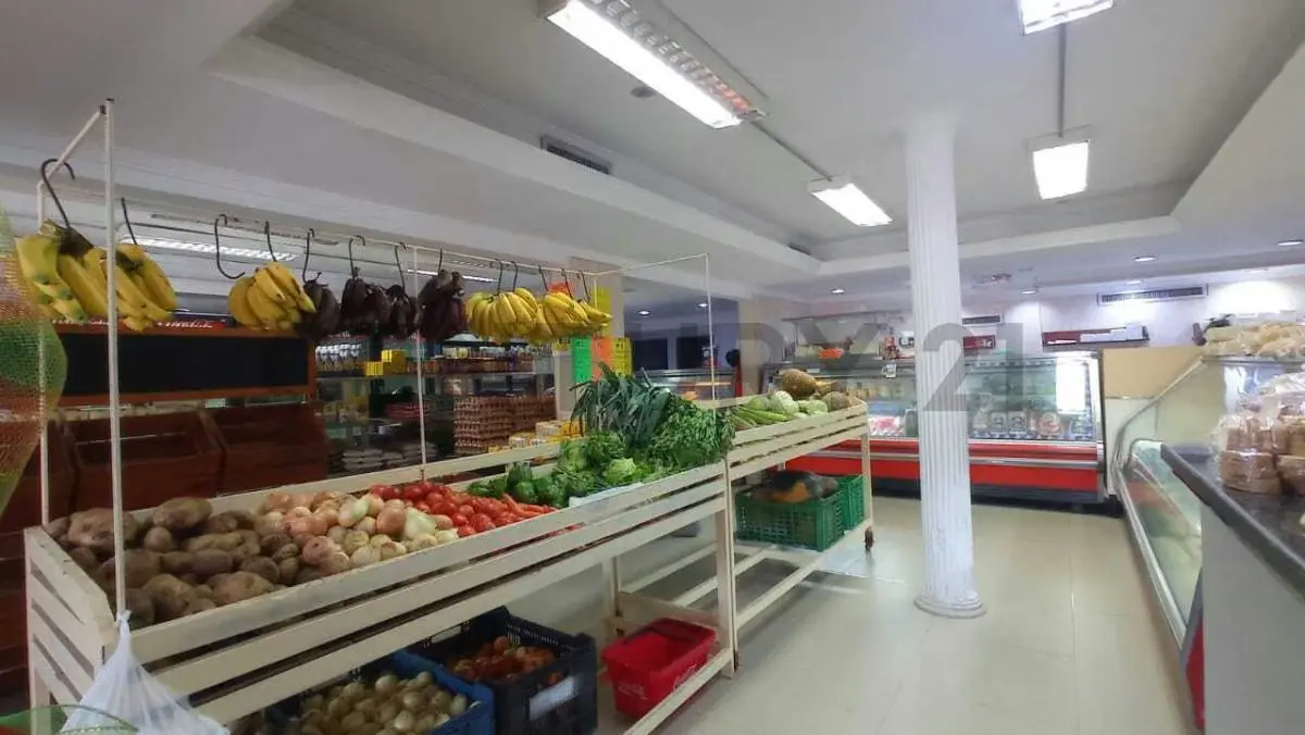 En venta edifcio comercial y residencial estructurado en tres niveles. - 6