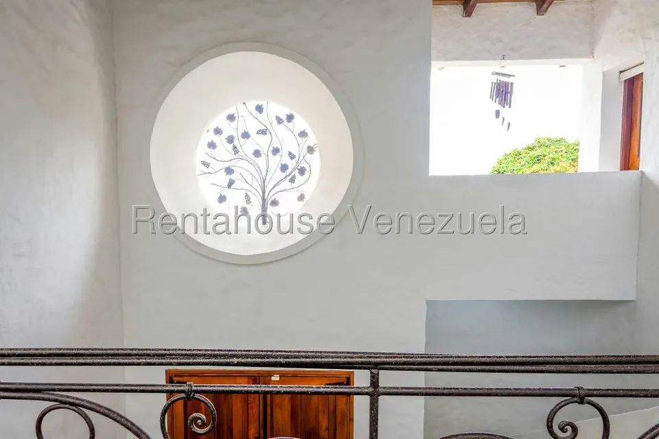 Casa (Multipes Niveles) en Venta en Oripoto, Distrito Metropolitano - 12