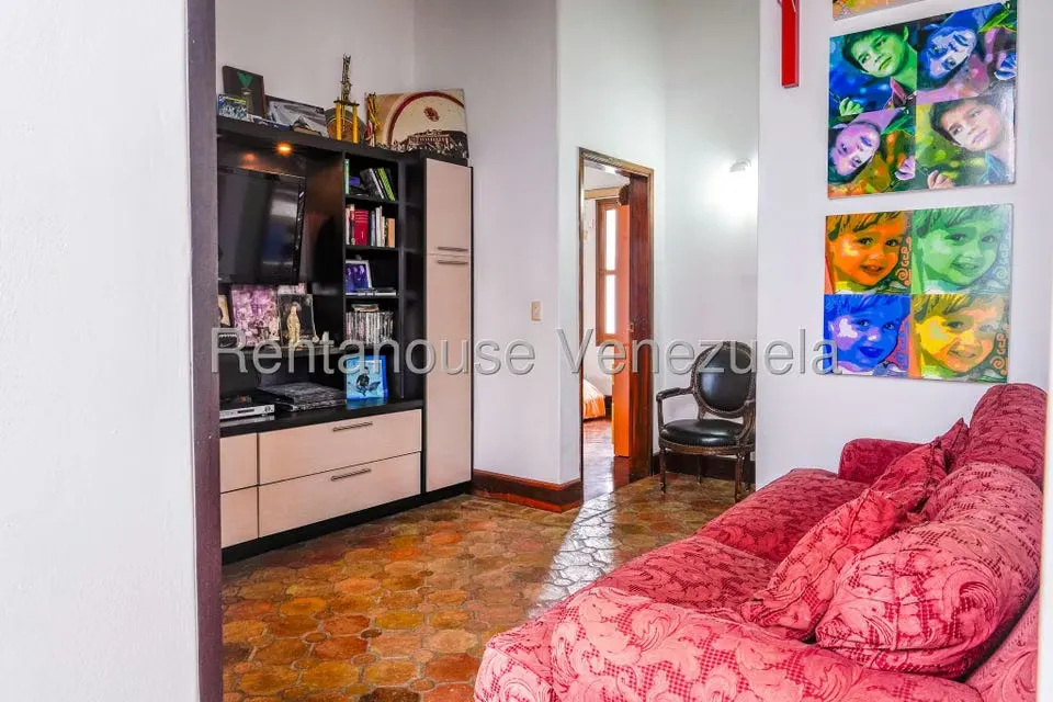 Casa (Multipes Niveles) en Venta en Oripoto, Distrito Metropolitano - 31