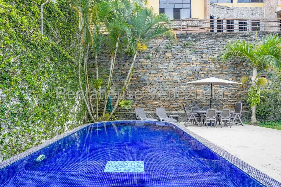 Casa (Multipes Niveles) en Venta en Oripoto, Distrito Metropolitano - 36