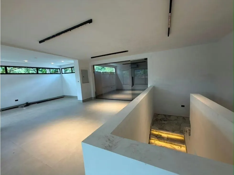 Se vende/alquila casa comercial 420m2 San Román 3547 - 15