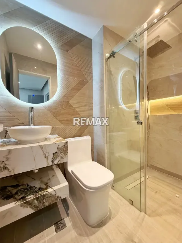 MODERNO Y HERMOSO APARTAMENTO EN VENTA EN LA URB. BASE ARAGUA - 12