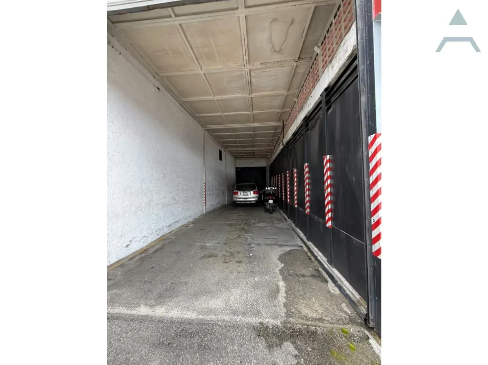 Se vende Terreno 2.500m² Chacao - 4