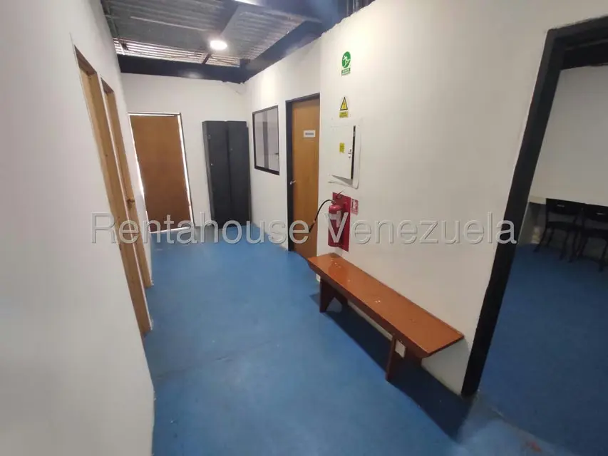 Comercial (Edificio) en Venta en Guatire, Miranda - 11