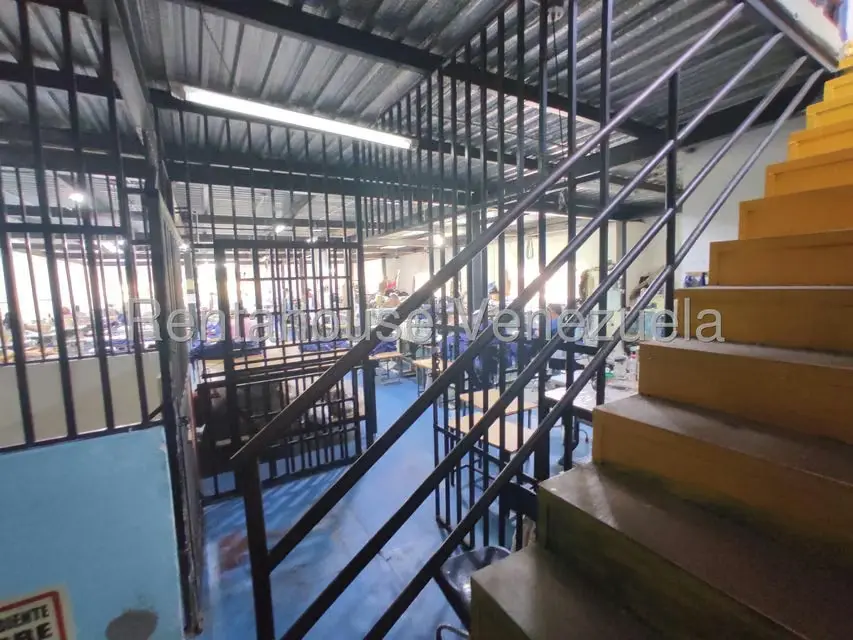 Comercial (Edificio) en Venta en Guatire, Miranda - 20