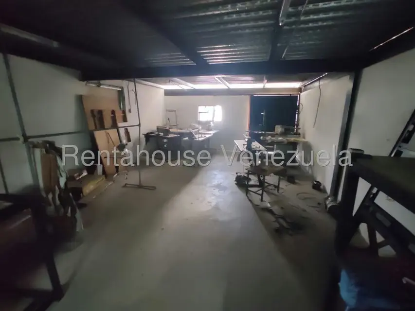 Comercial (Edificio) en Venta en Guatire, Miranda - 25