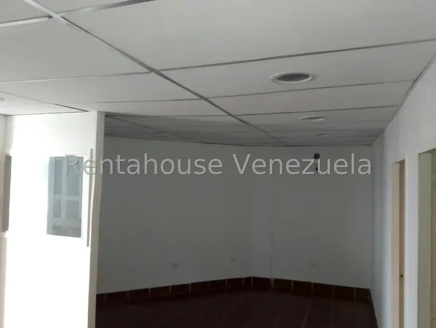 Comercial (Local Comercial) en Alquiler en Centro, Lara - 13
