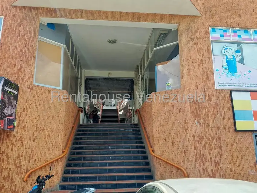 Comercial (Local Comercial) en Alquiler en Centro, Lara - 3