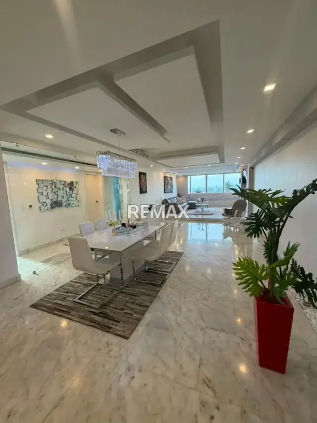 Apartamento moderno en venta en el Este de Barquisimeto, Res. París