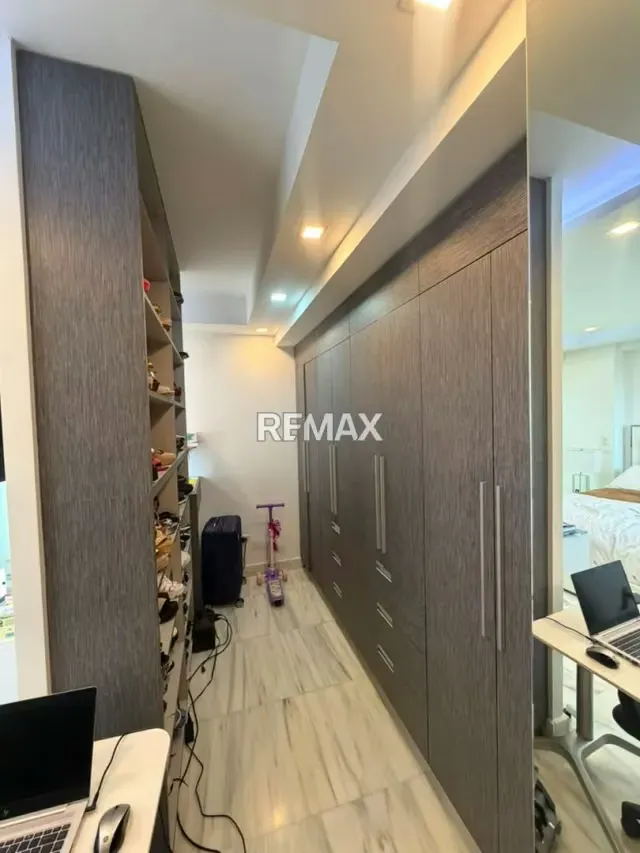 Apartamento moderno en venta en el Este de Barquisimeto, Res. París - 18
