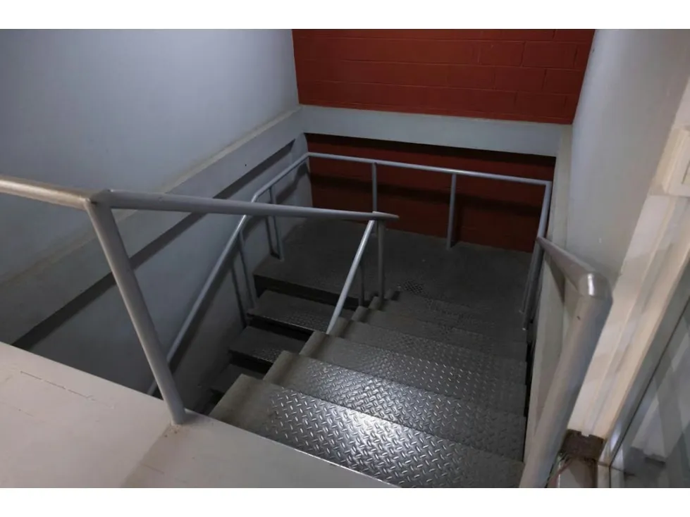 Se vende galpon - Local 1024m2 Chacao - 6