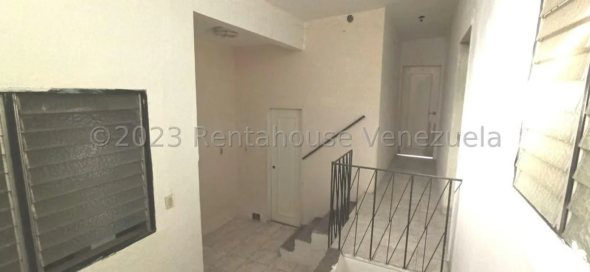 Local Comercial en Venta en Centro, Lara - 32