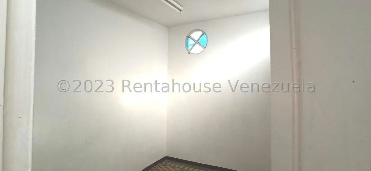 Local Comercial en Venta en Centro, Lara - 37