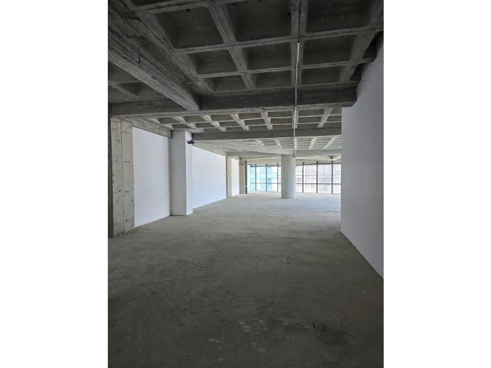 OFICINA EN ALQUILER EN OBRA GRIS 204 M2- URB LAS MERCEDES - 3